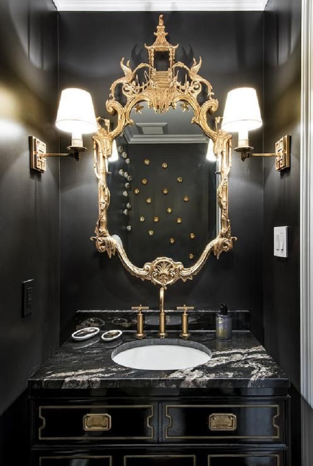 Gương phòng tắm hoàng gia vàng kết hợp đen chủ đạo